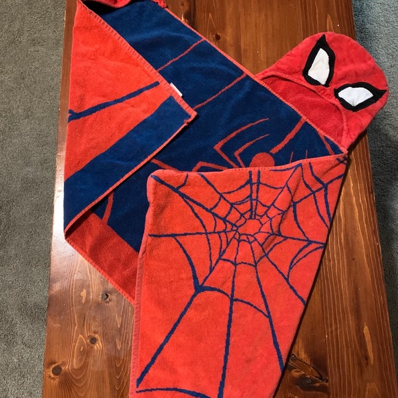 Spider-Man hooded towel - Picture 2 of 2